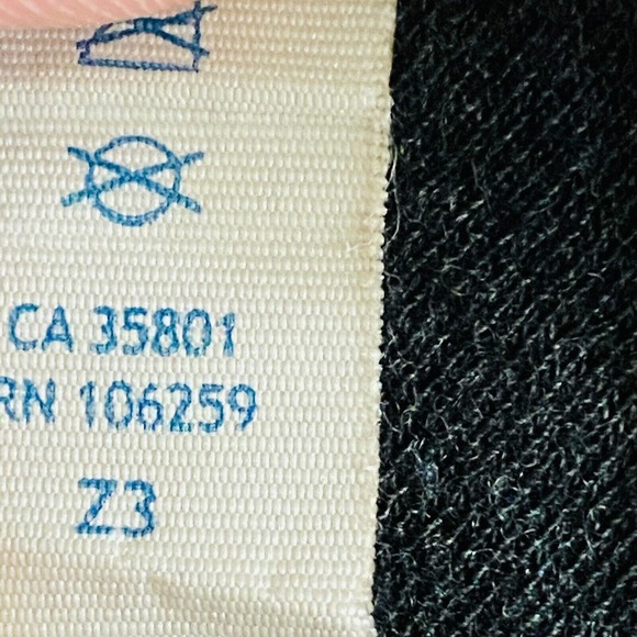 Womens 2 Lululemon Sweatshirt Black Gray Stripe Pullover Scoop Neck Round Hem - Picture 7 of 7